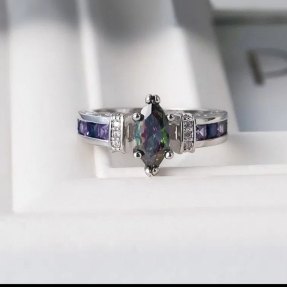Women's ring - Picture 4 of 5